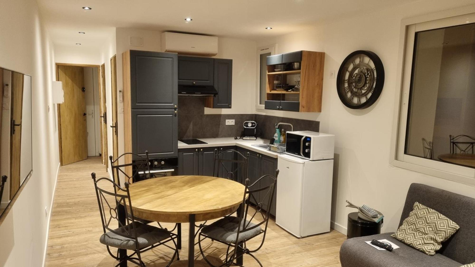 Appartement Neuf Avec Cuisine Prades  Exterior photo